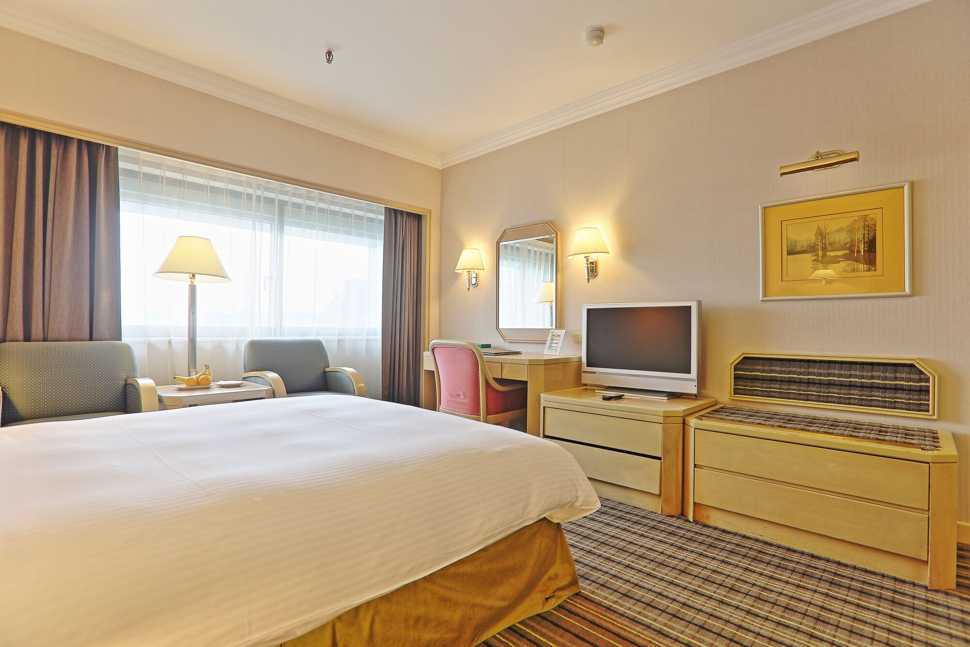 ROOM, SINGLE