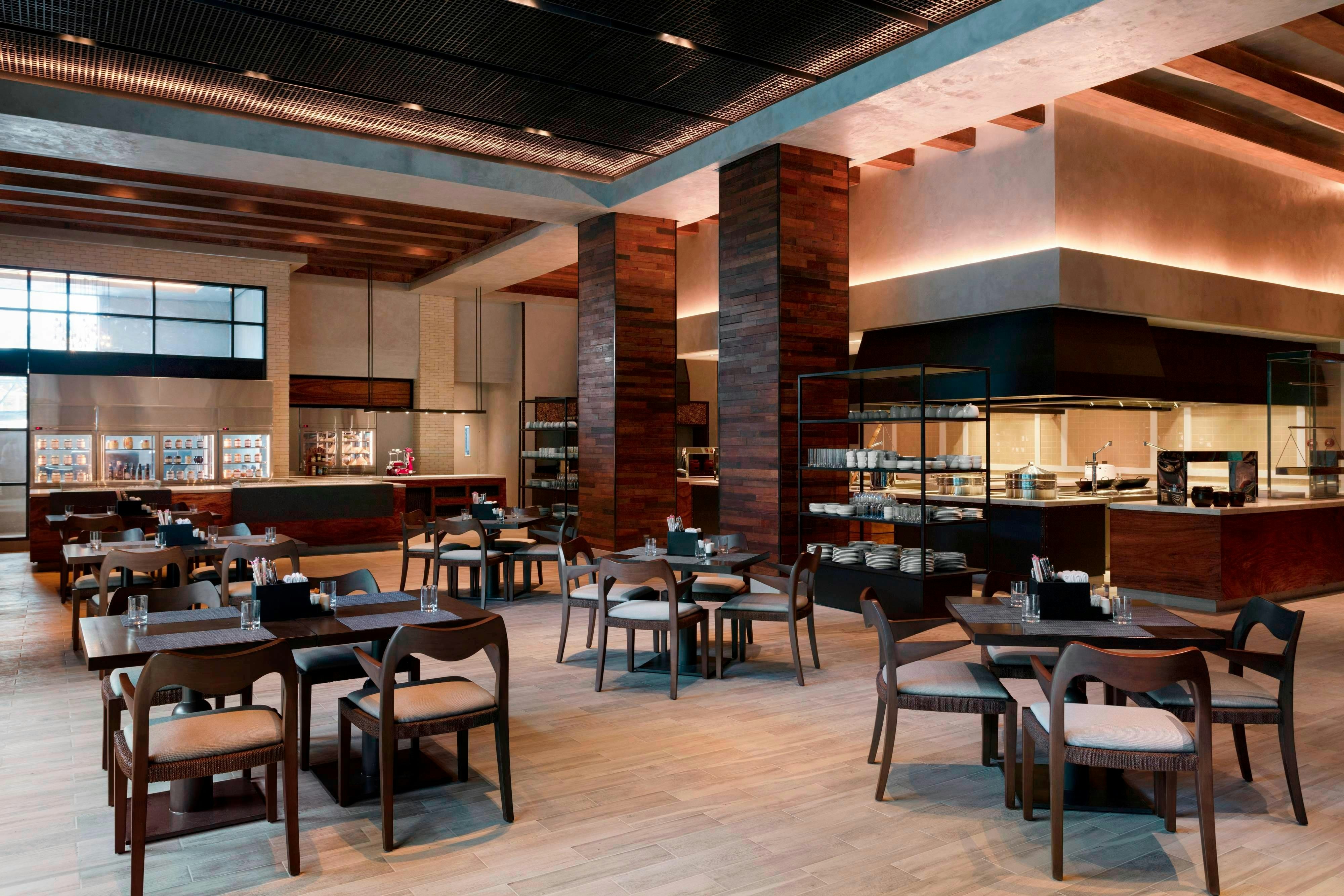 Clark Marriott Hotel 36/53