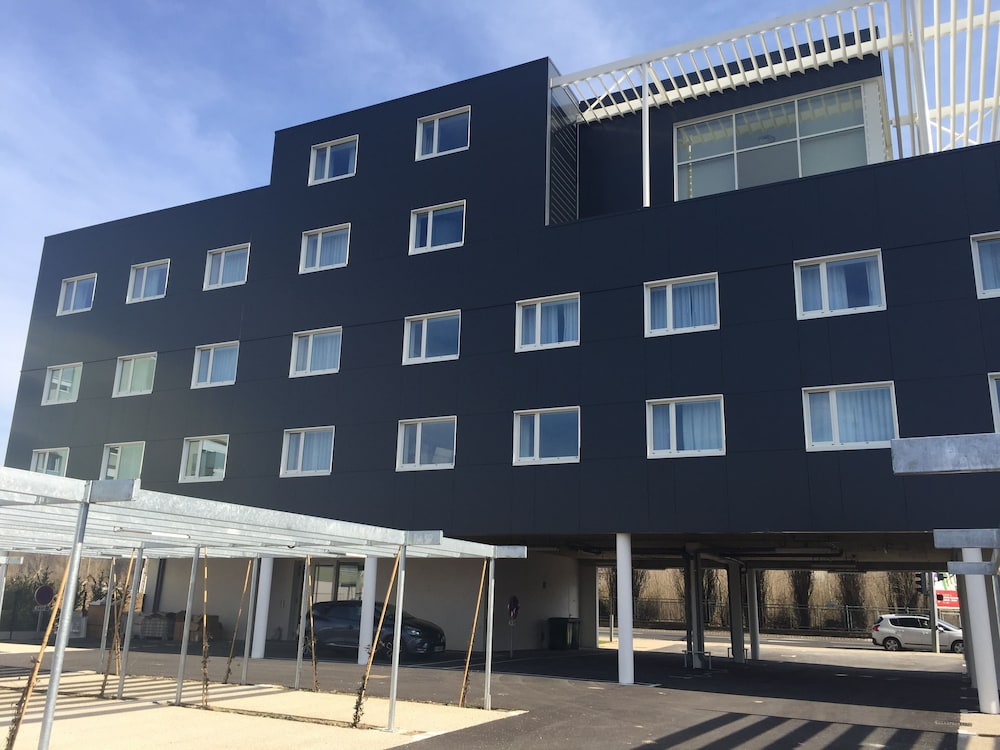 Hotel les 3 Vallees 3/37