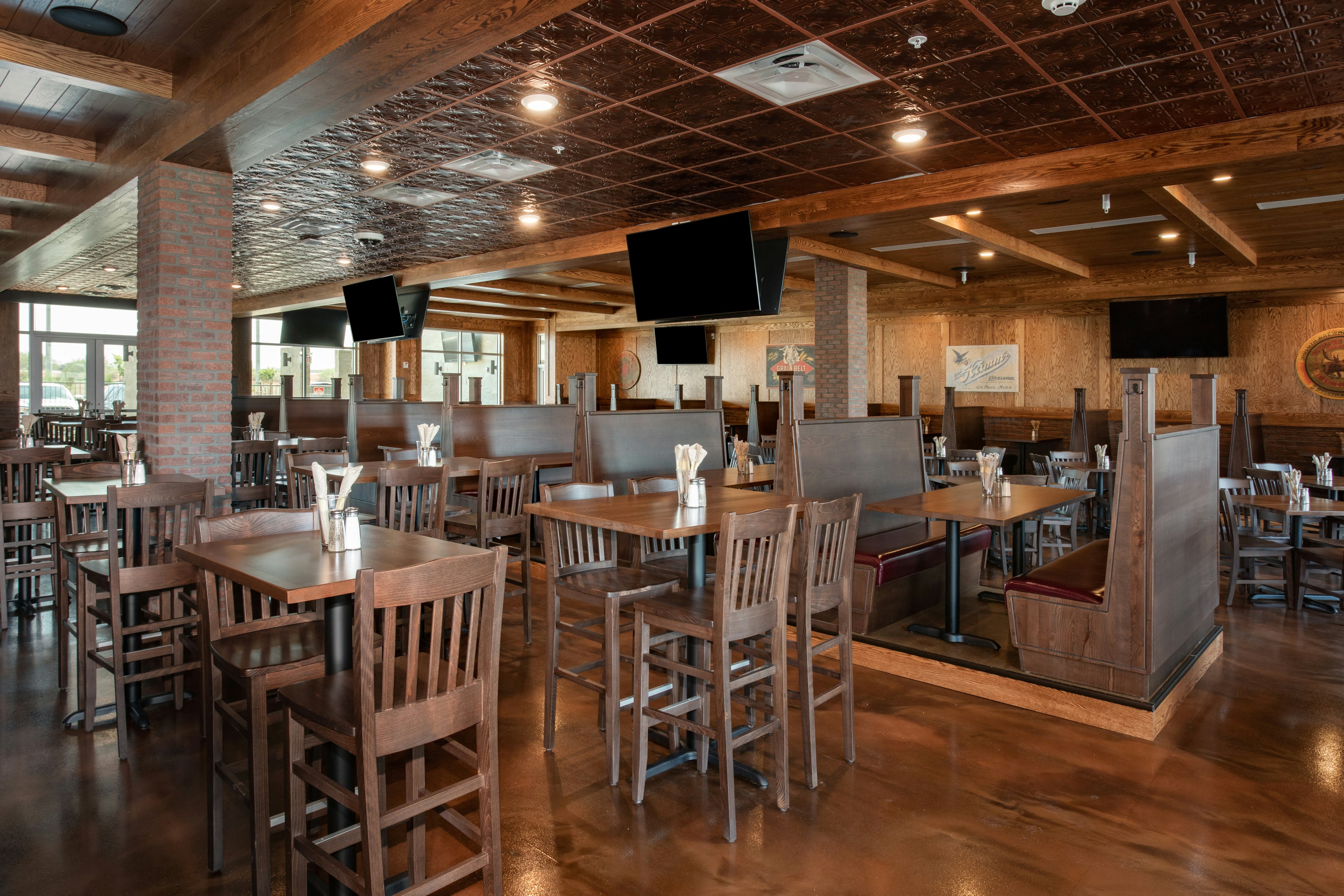 Holiday Inn Glendale - Stadium & Ent Dist 54/77