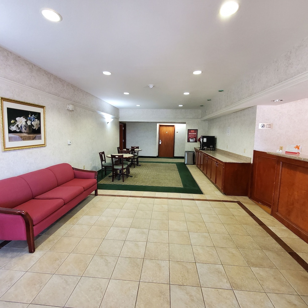 Econo Lodge Weatherford 24/33