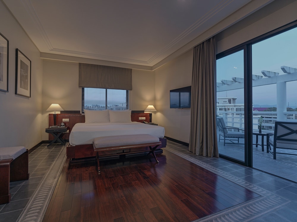 River, Suite, King Bed