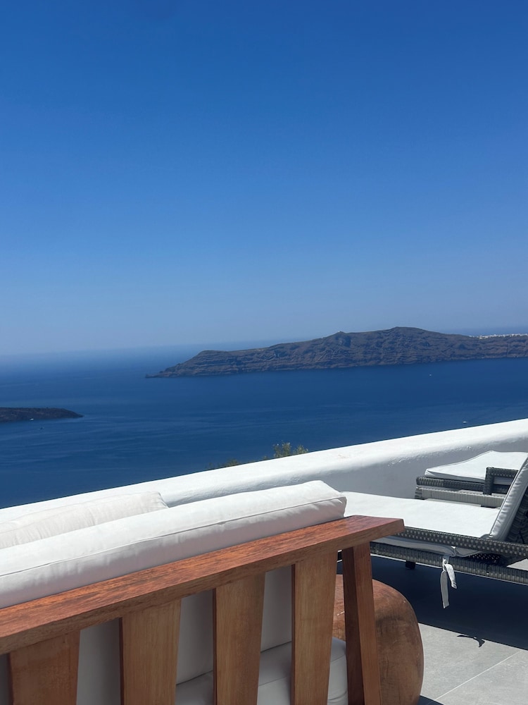 Nomikos Villas 41/46