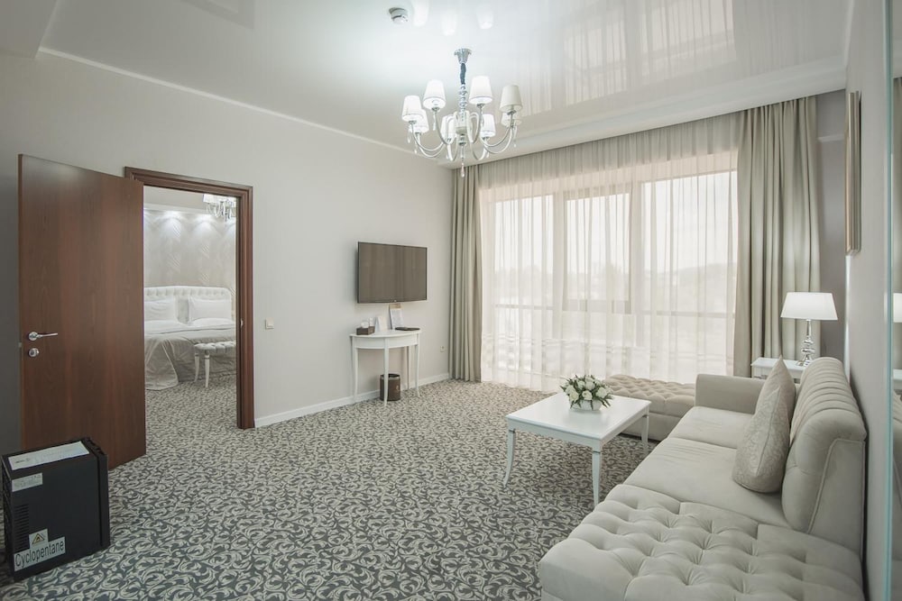 The Plaza Hotel Almaty 46/61