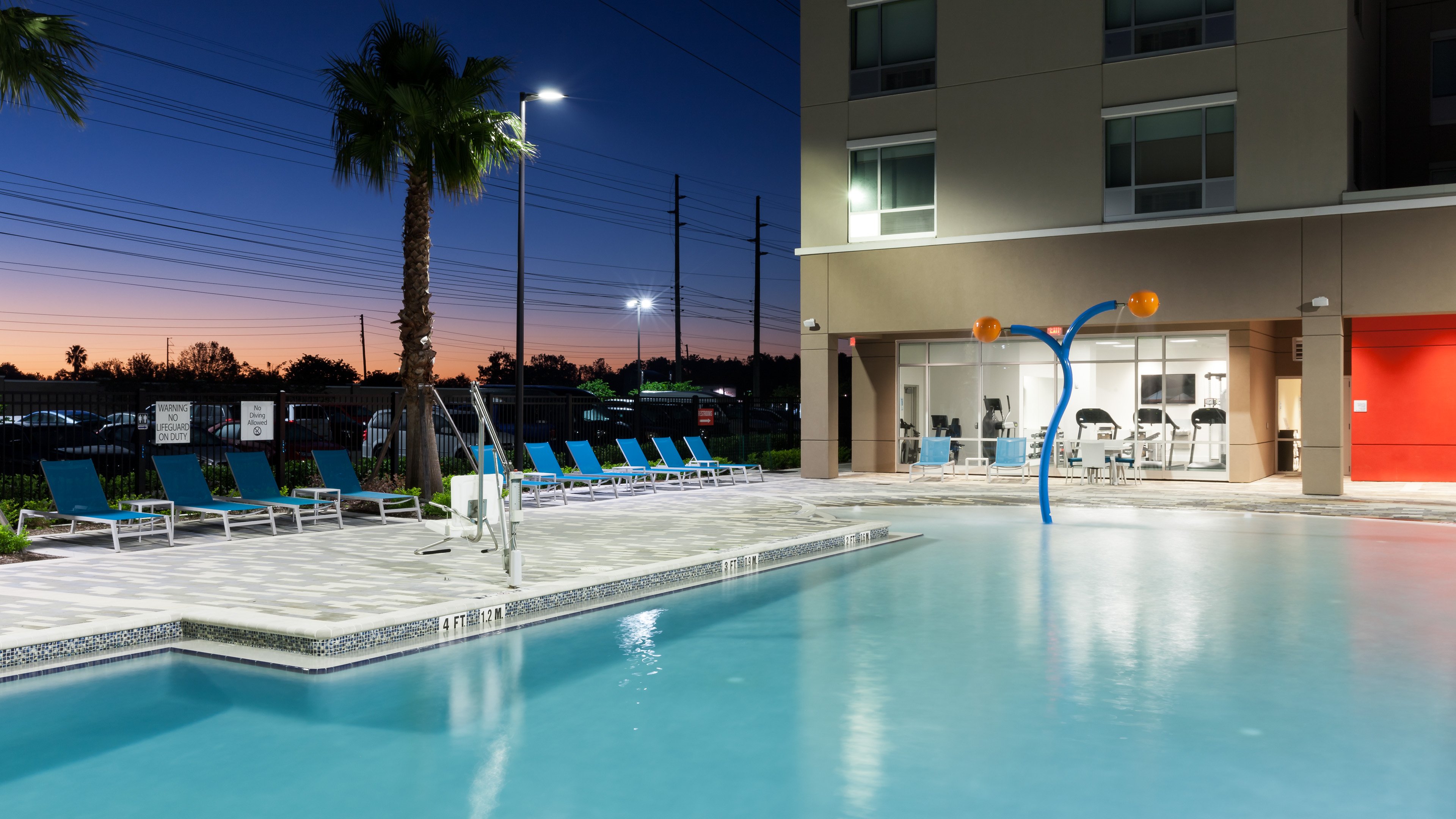 Holiday Inn Express Suites Orlando At Seaworld An Ihg Hotel 52/57