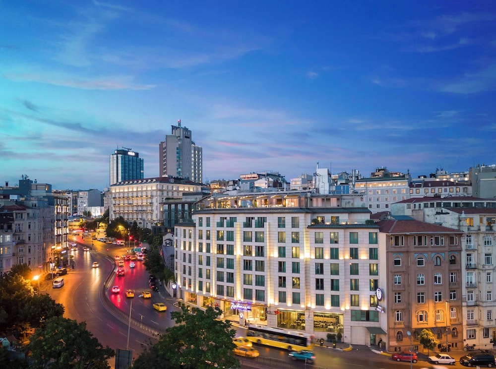 Radisson Blu Hotel Istanbul Pera 6/78