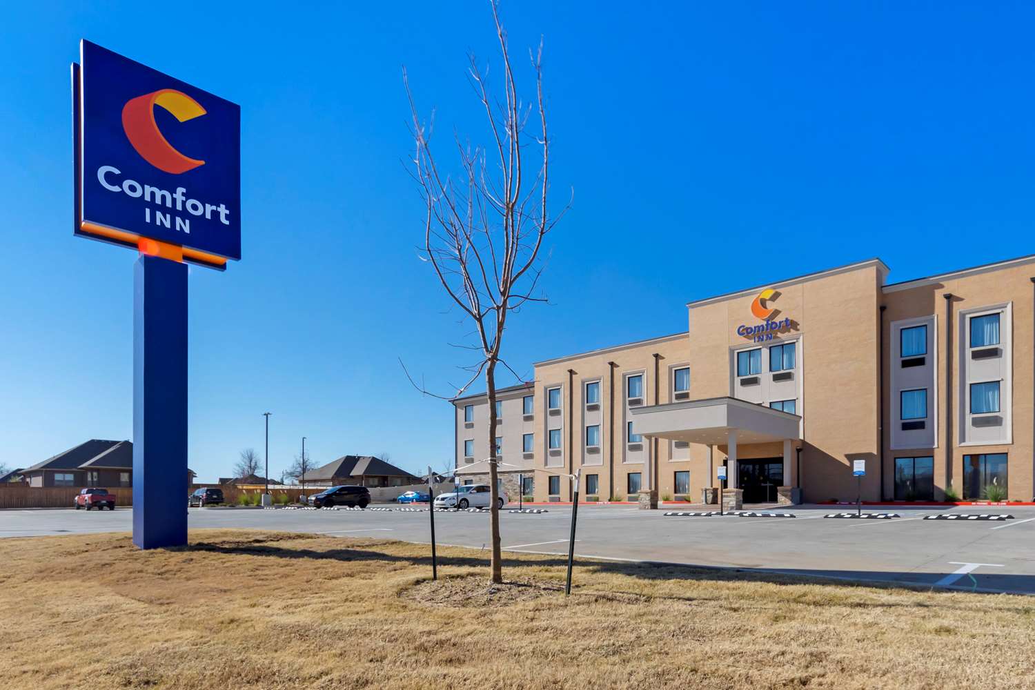 Comfort Inn and Suites Harrah 20/23