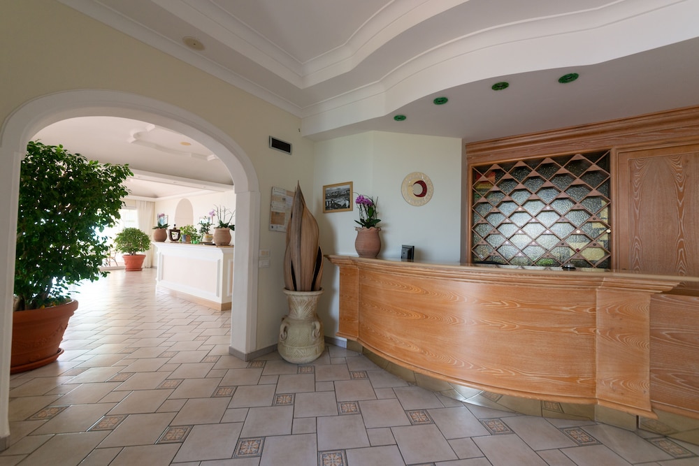 Hotel Villa Ireos 4/50