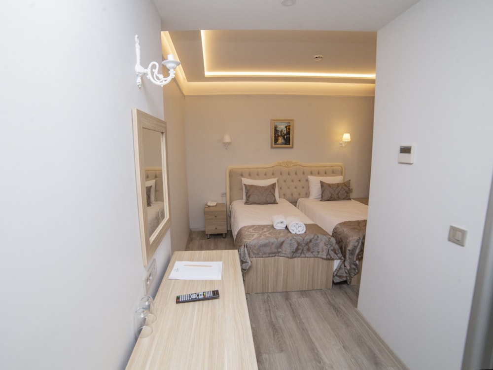 HHK Hotel Downtown 48/48