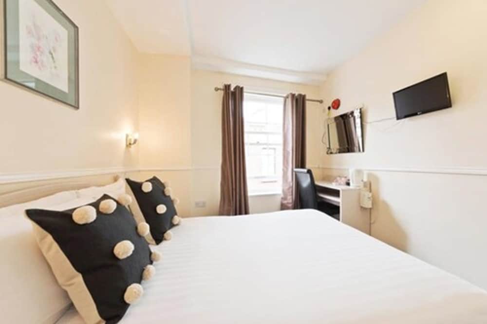 Riverhouse Hotel 19/50