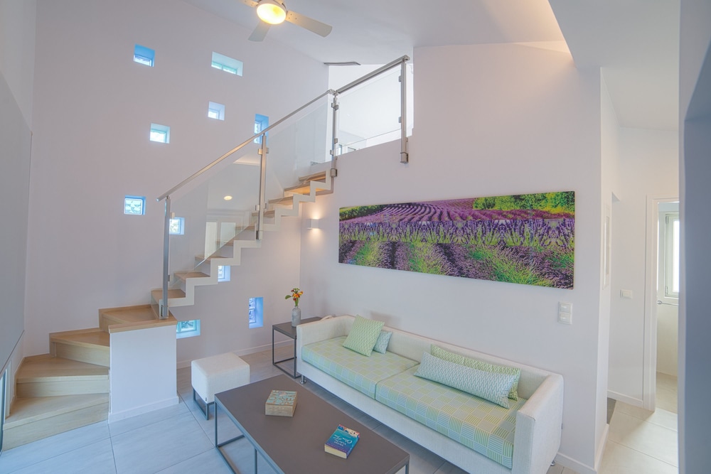Lavender Cove 20/50