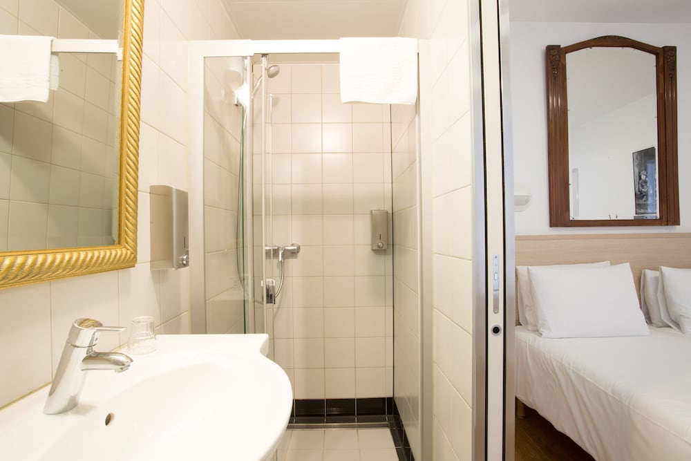 Hotel Darcet Paris 35/37