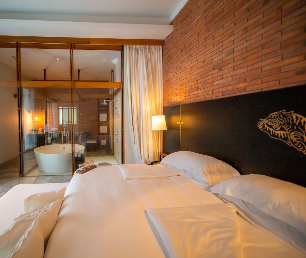 Sala Ayutthaya 10/65