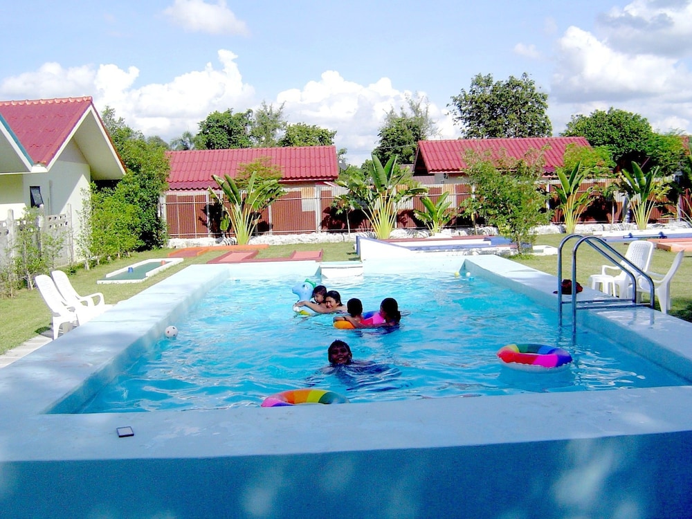 Mini Golf & Resort Ubon Ratchathani 30/50