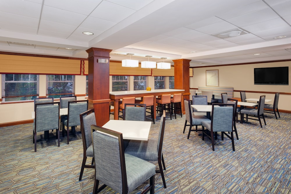 Holiday Inn Express Hotel Suites Hampton South Seabrook 65/78