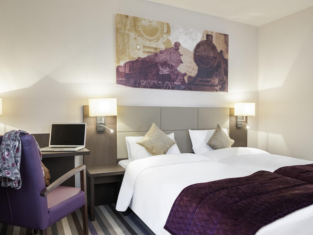 SUPERIOR, TWIN BEDS