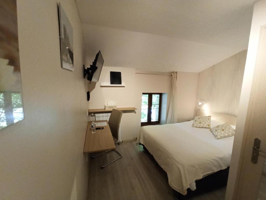 HOTEL LE PRINCE NOIR 22/57
