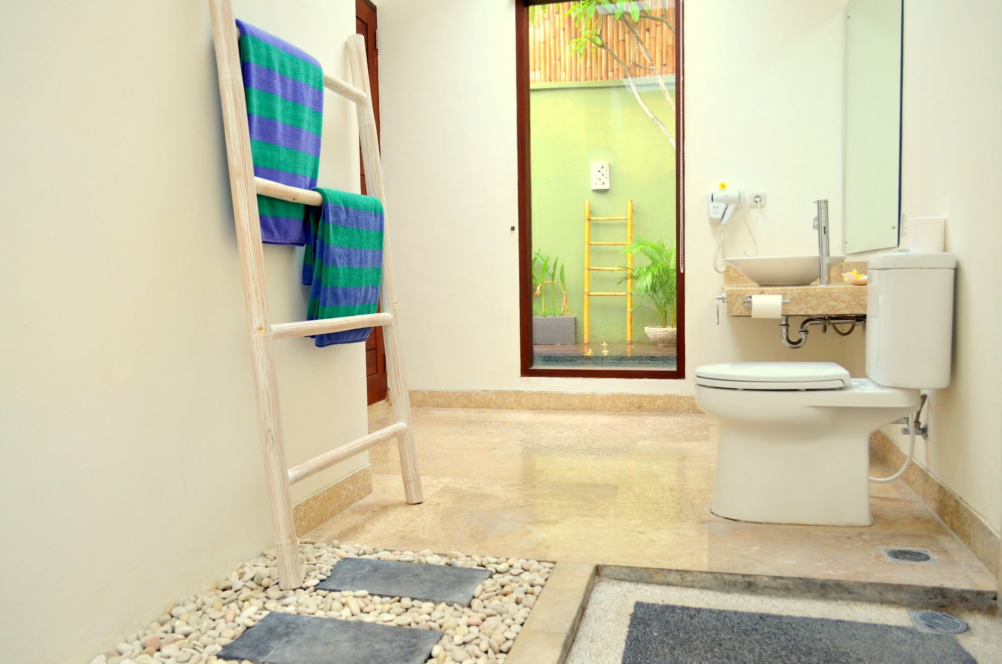 1 BEDROOM, VILLA, PRIVATE POOL