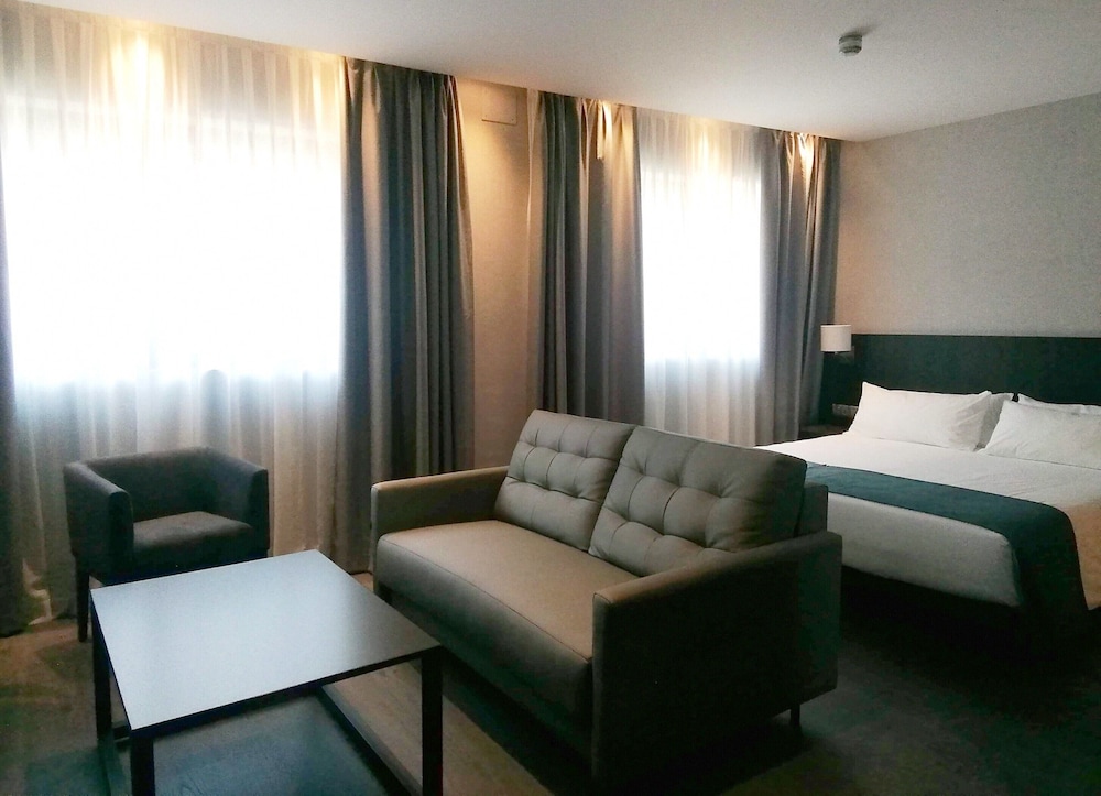 HG City Suites Barcelona 23/30