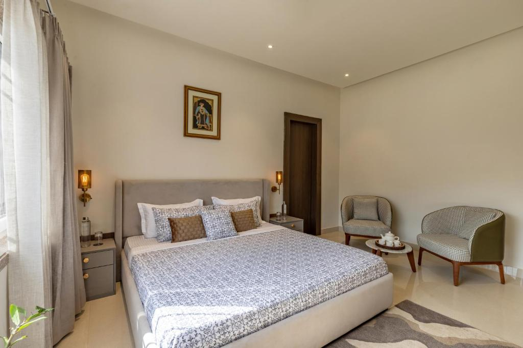 Room at ELIVAAS Luxe 3 BHK with Pvt Pool Shourya Zenna, UDAIPUR