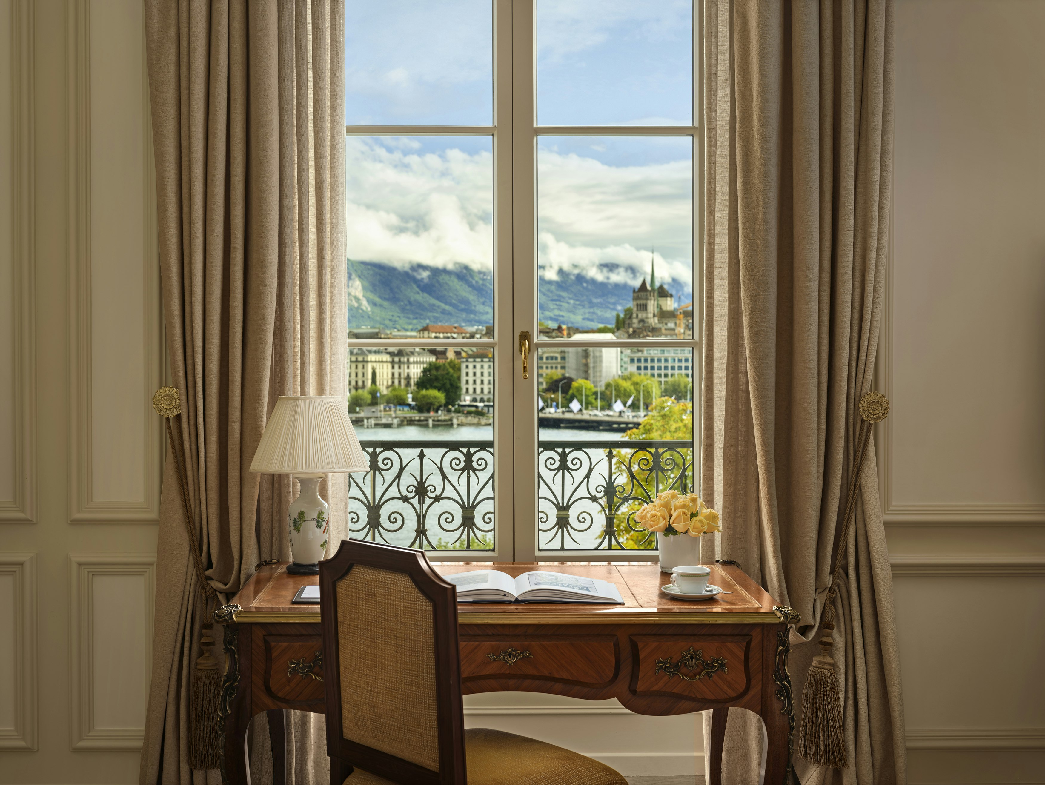 Beau Rivage Geneve 43/53
