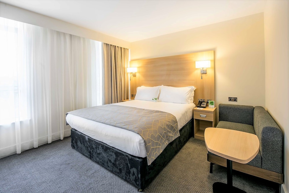 Premium, Holiday Inn London - Kensington High St. by IHG 3/7