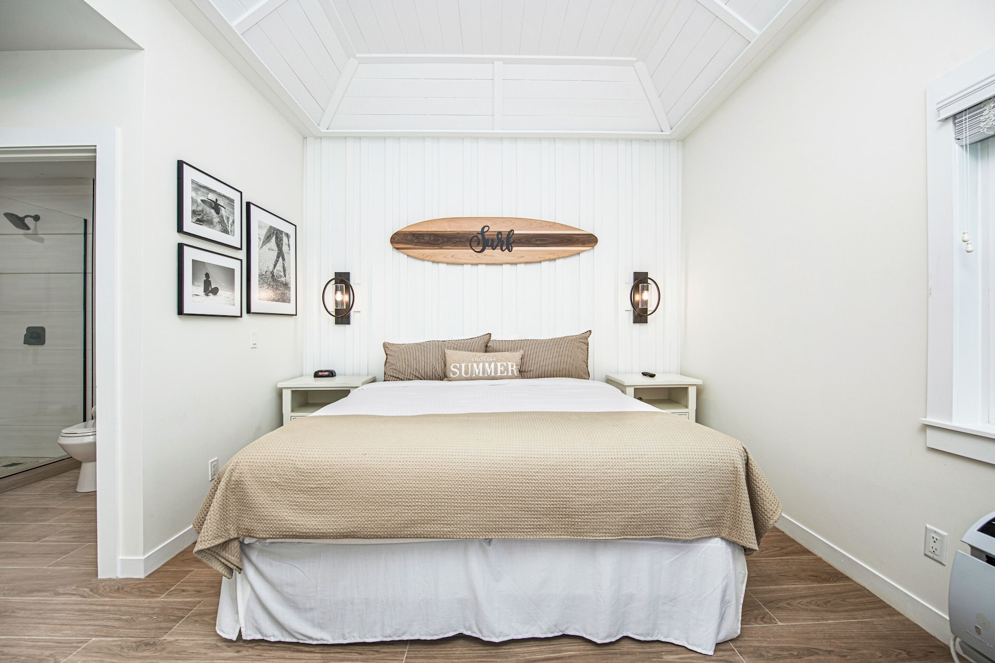 Deluxe, Studio, King Bed, Beach Front, Courtyard View