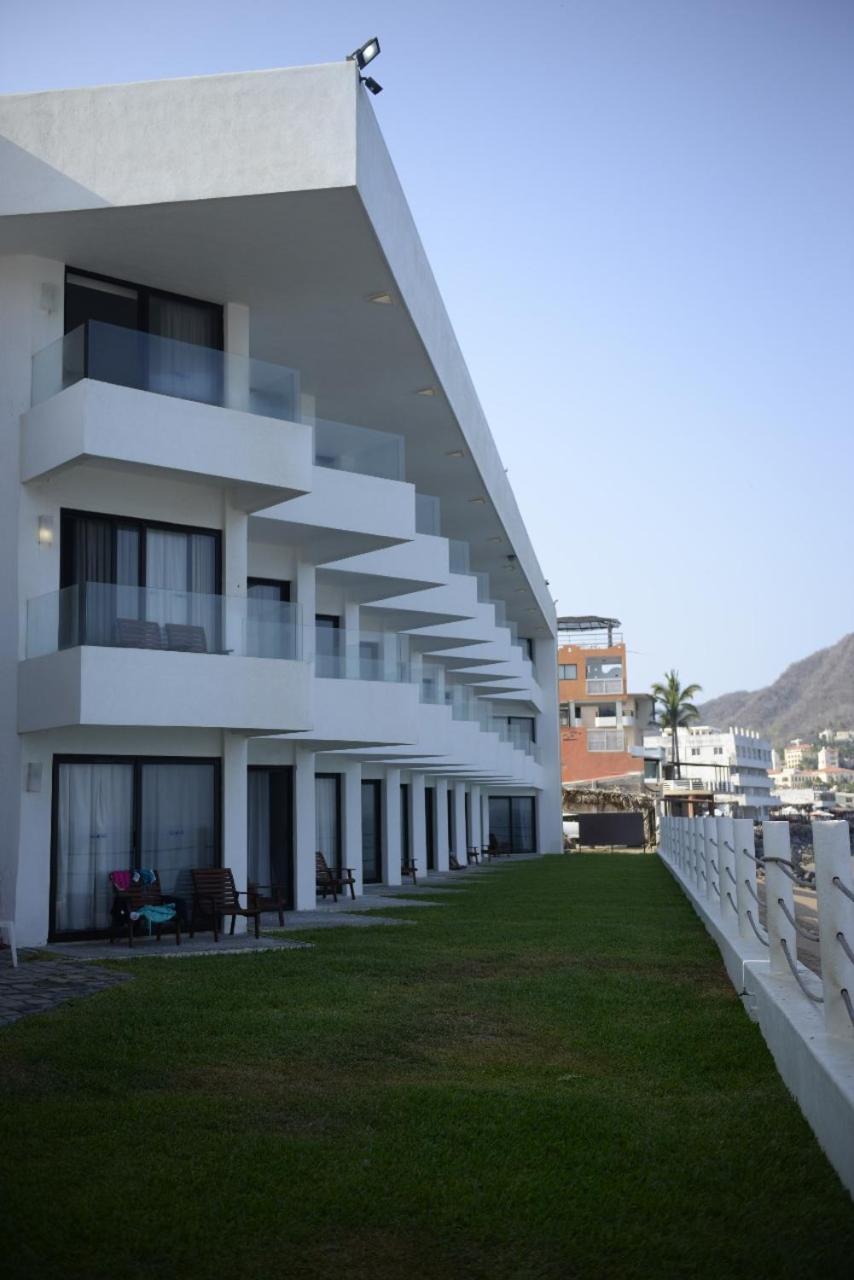 Hotel Barra De Navidad 3/44
