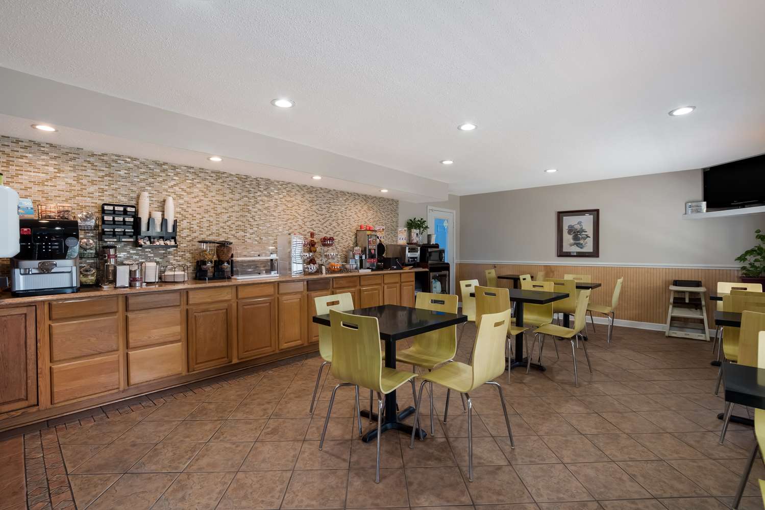 SureStay Hotel by Best Western Manning 30/39