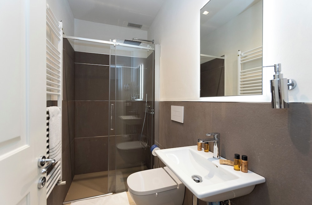 Florence Luxury Guest House 44/49