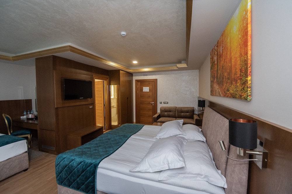 Hotel Park 16/48