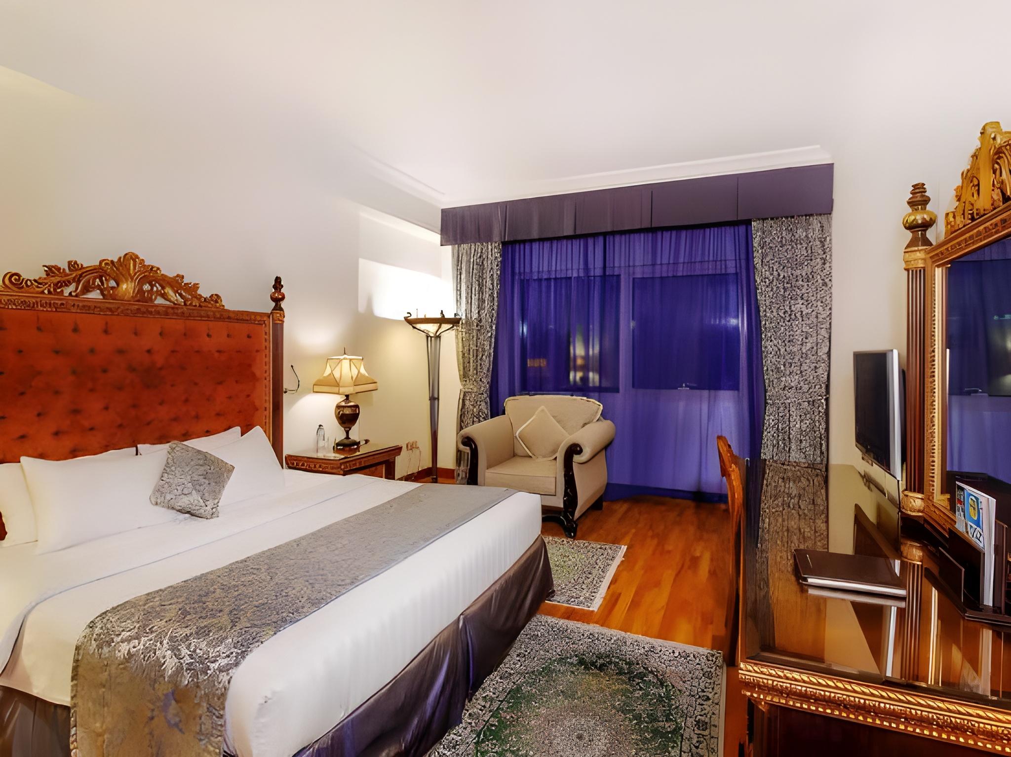 VICEROY SUITE