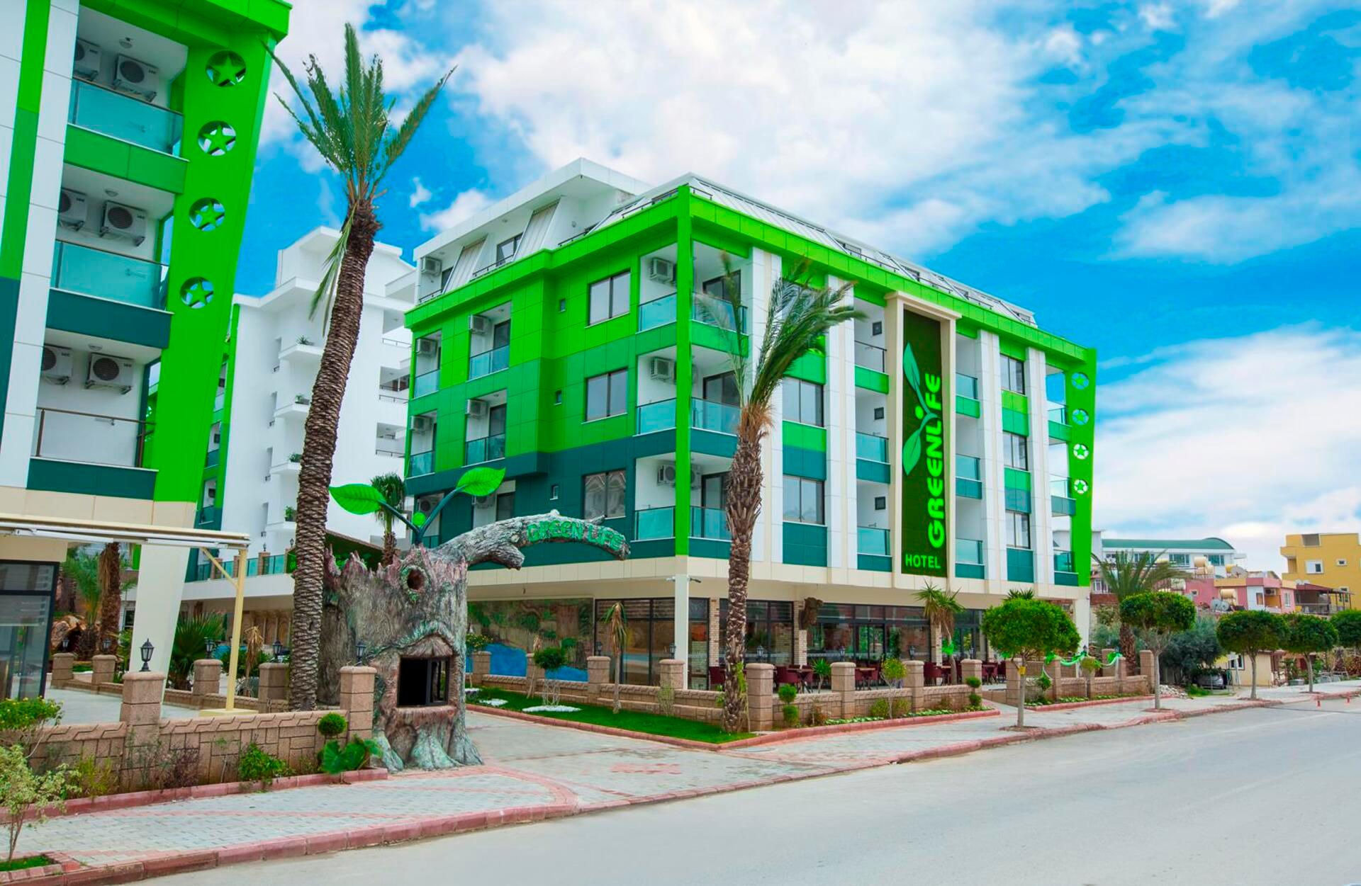 Green Life Hotel 6/28