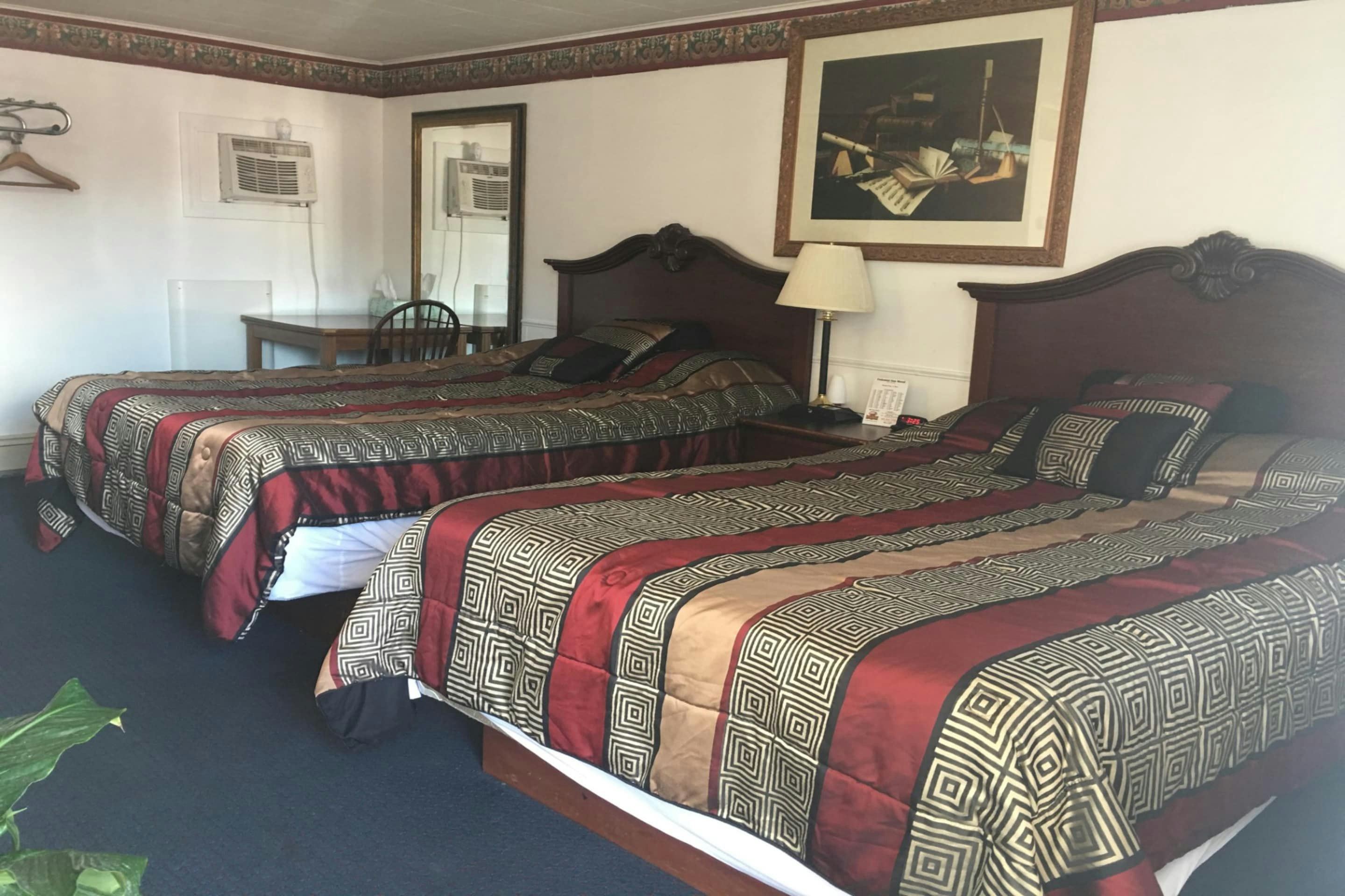 2 Full Beds Non-Smoking