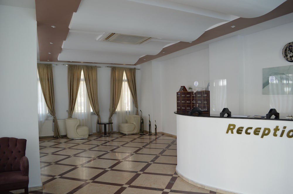 Grand Milano Hotel 10/48