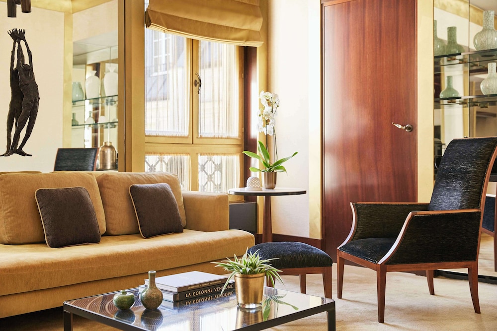 PARK HYATT PARIS VENDOME 51/71