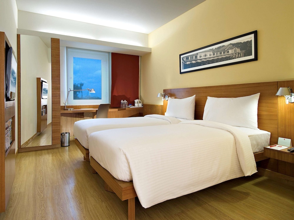 STANDARD, TWIN BEDS