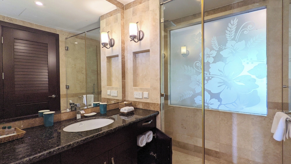 Olalani Resort and Condotel 66/69