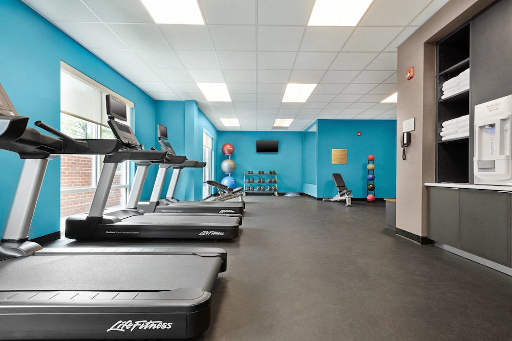 Fairfield Inn & Suites By Marriott Charlottesville Downtown/University Area 19/31