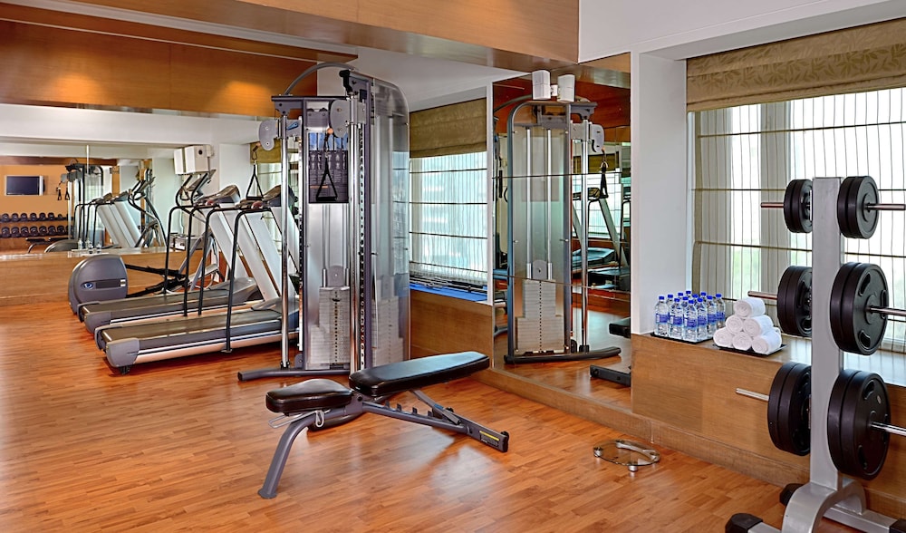 Radisson Mumbai Goregaon 40/75