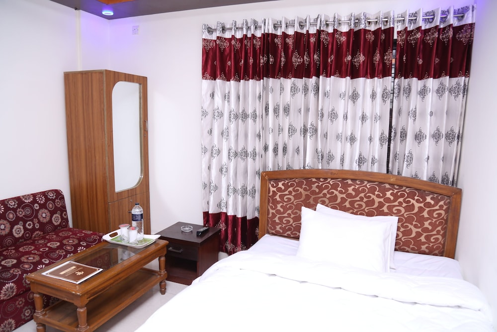 Platinum Hotel Ltd 20/28