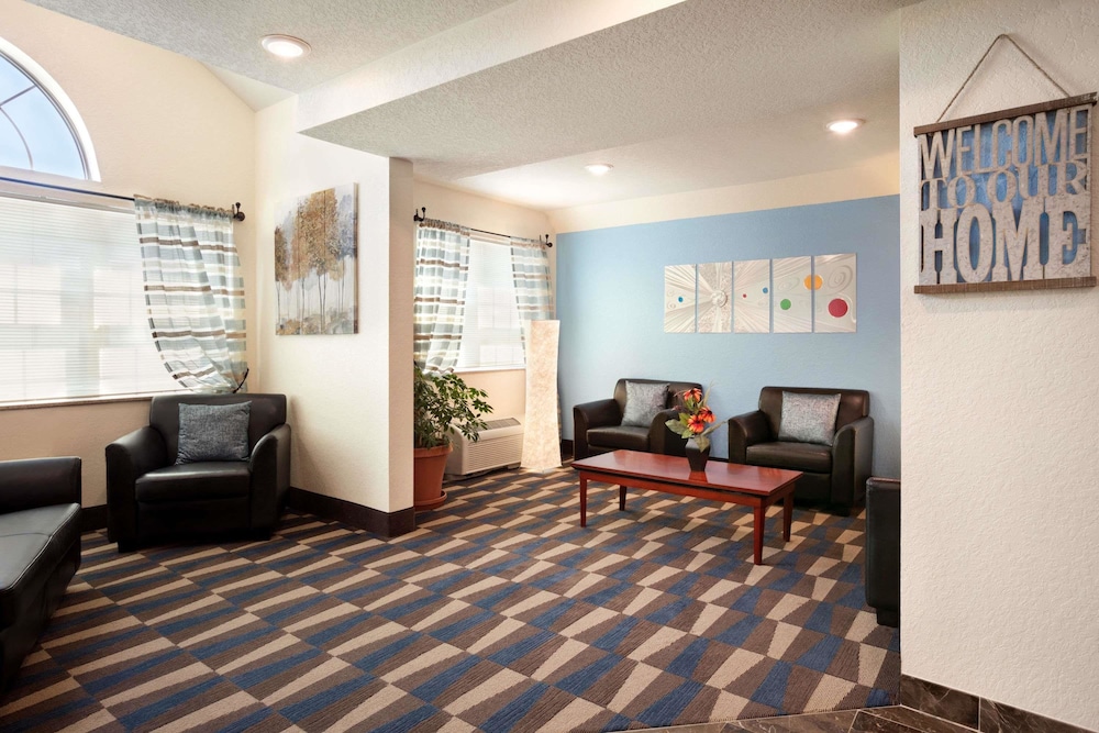 Microtel Inn And Suites By Wyndham Culpeper 19/29
