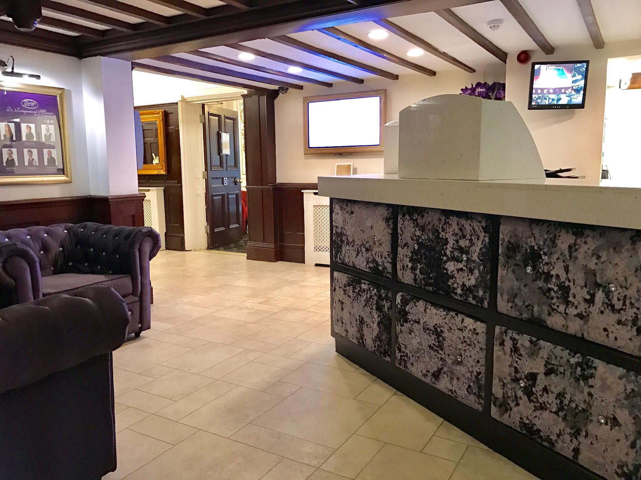 De Rougemont Manor 15/20