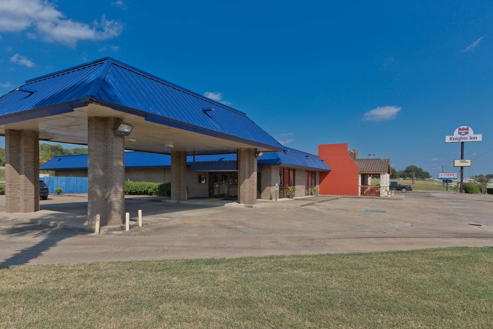 Knights Inn Brenham 3/21