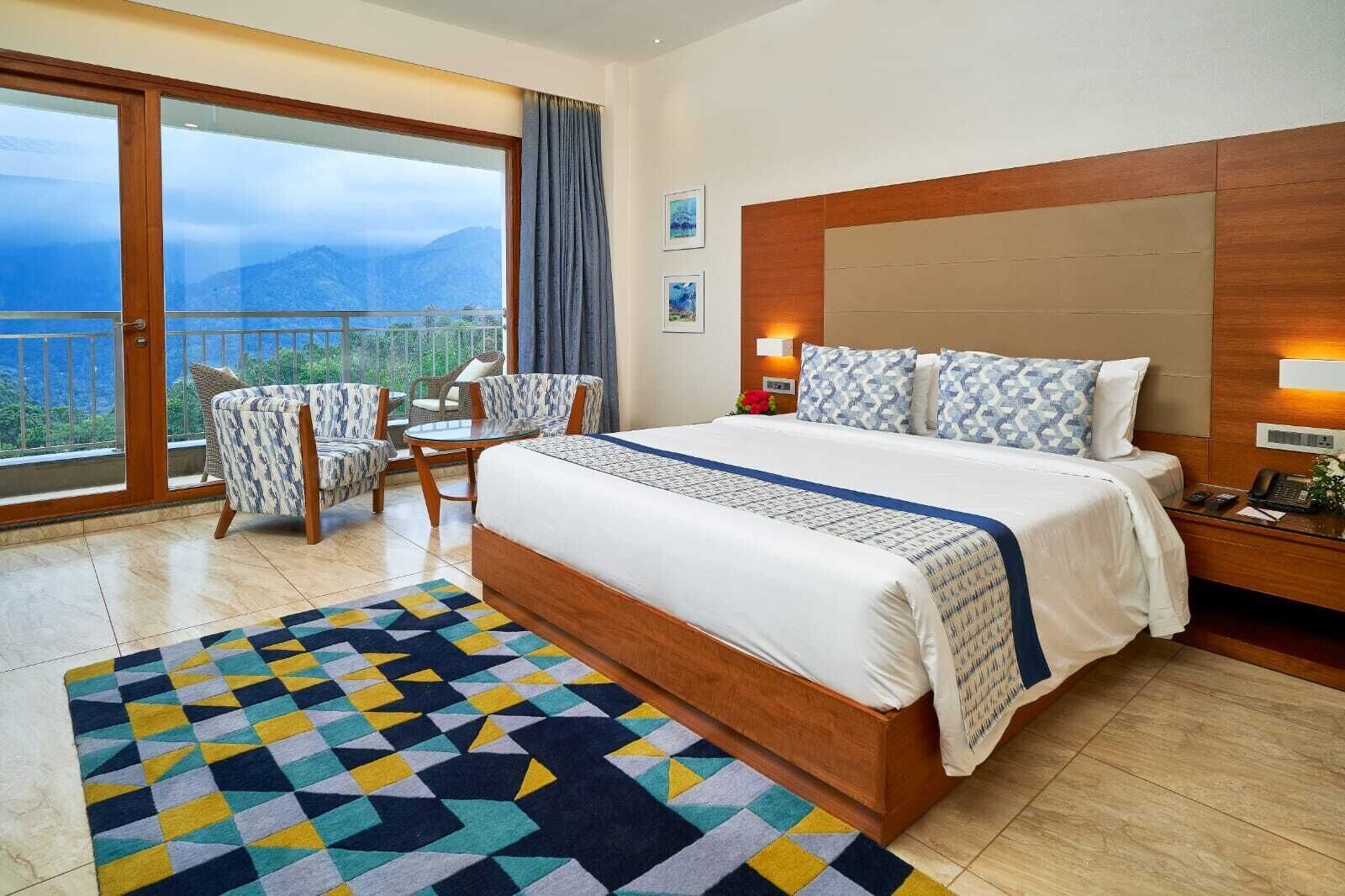 Splash, Junior Suite, King Bed
