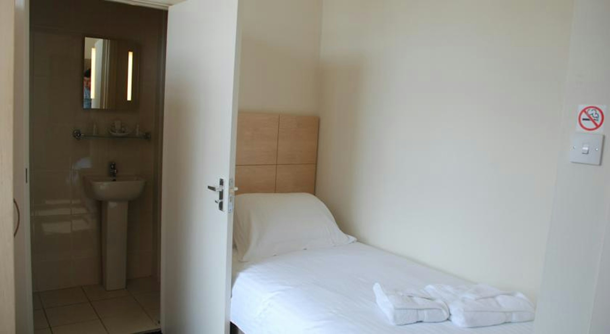 Trouville Hotel 76/76