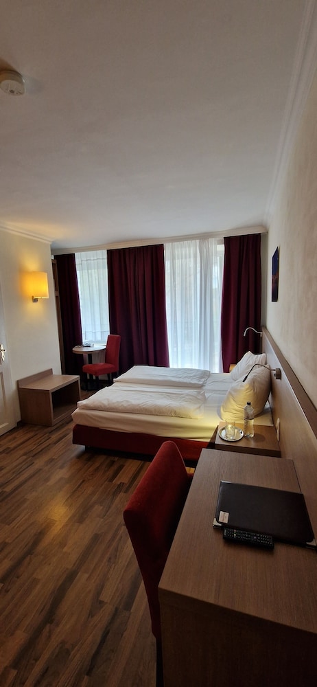 Marienthal Hotel Hamburg 43/46
