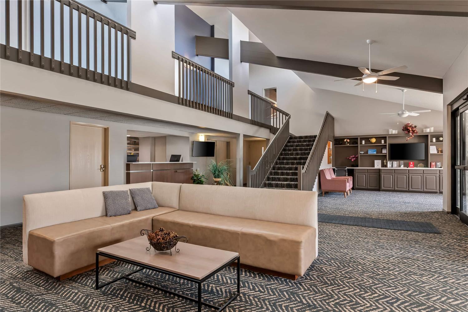 AmericInn by Wyndham Crookston U of M Crookston 17/32