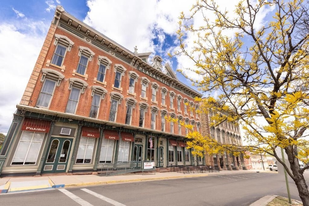 Historic Plaza Hotel 10/22