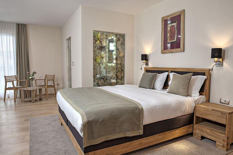 1 Bedroom, Junior Suite, Studio, City View